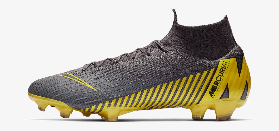 scarpe di mbappe 2019