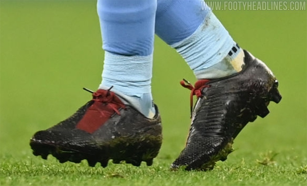 raheem sterling football boots