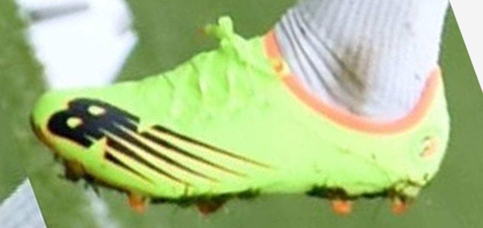 mane football boots